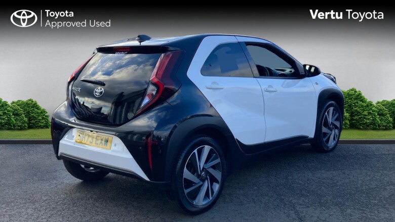 Toyota Aygo X 1.0 VVT-i Edge 5dr Petrol Hatchback